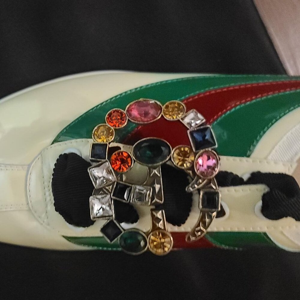 Gucci Embellished Front-Tie Shoes - Picture 3 of 6